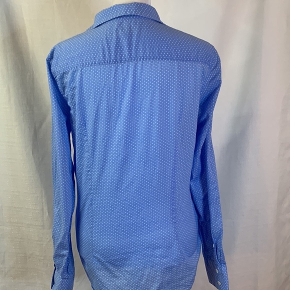 Gap Fitted Blue and White Polka Dot Button Down - Picture 10 of 13